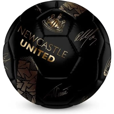 Newcastle United voetbal - maat 5 - inclusief handtekeningen