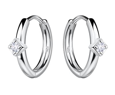 Joy|S - Zilveren oorringen - 11 mm / 1.3 mm - zirkonia ruit - klap scharnier sluiting - sterling zilver 925