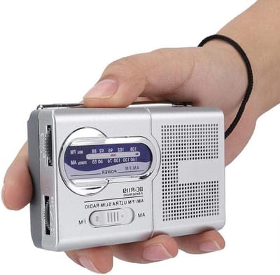 Draagbare Radio - Zakradio AM FM - Muziek Luisteren - Compact Ontwerp - 9 x 5.7 cm - Wit