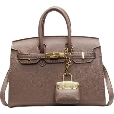Sac à main Sac pour femme Nouveau sac Polyvalent Grande capacité Sac à bandoulière pour femme With pendant kaki