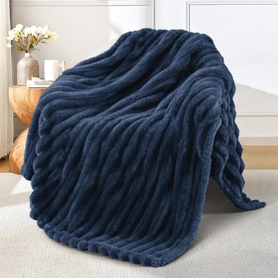 Zachte 3D Gestreepte Fleece Deken voor Bank en Bed, Lichtgewicht Cozy Plaid voor Alle Seizoenen - 127 x 152 cm, Marineblauw