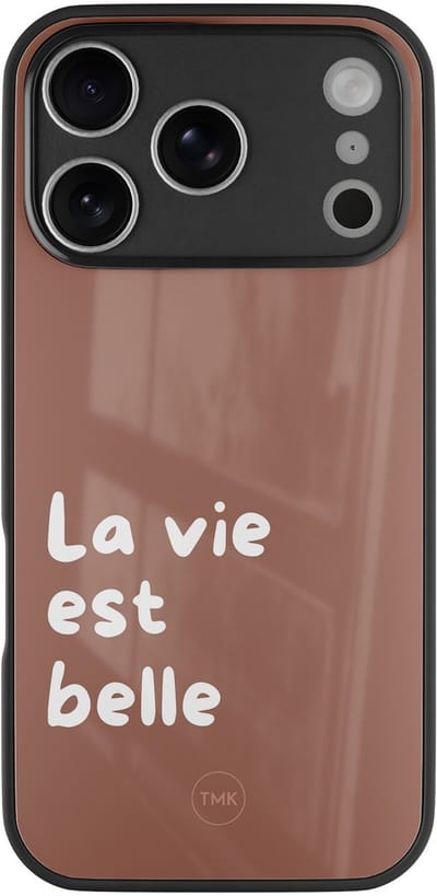 Hoesje geschikt voor Apple iPhone 17 Pro - La vie est belle - Bruin - TPU luxe case (glossy toplaag) - Tekst - Hardcase backcover zwart