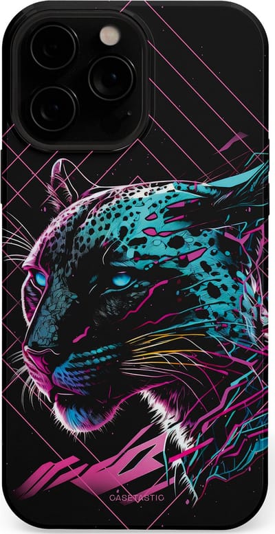 Casetastic hoesje geschikt voor Apple iPhone 13 Pro - MagSafe - Dubbellaagse bescherming - Neon Jager - Fashion Case - Zwart Petrol