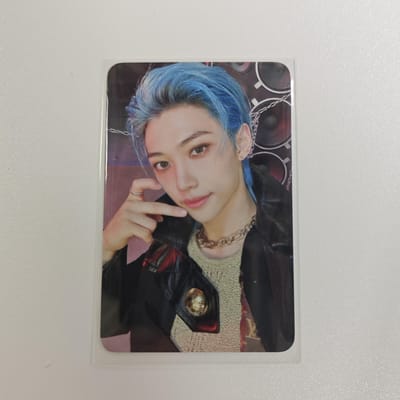 POB-kaart voor Stray Kids Rockstar-album, YES24-platform Felix