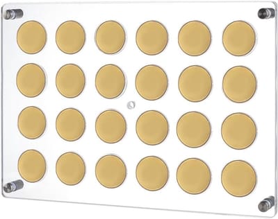 Chip Display Houder voor Chips en Munten - Wandmontage - Acryl Poker Display Stand - Helder Drijvend Frame voor Verzamelaars, Casino Liefhebbers, Thuis Bar - Game Room Decoratie - Ruimte voor 24 Chips