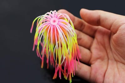 Vis Lokaas Set - Spinnerbait Rubberen - Vissen Vangen - Siliconen Rokken - 7 cm - Assorti