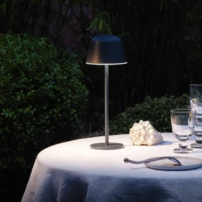 OSRAM ENDURA STYLE TABLE Außenleuchte, 2,5W, 200lm, dunkelgrau, Tischleuchte, wiederaufladbarer Akku, IP54 Schutzklasse, stufenloses Dimmen, Lichthelligkeits-Memory-Funktion