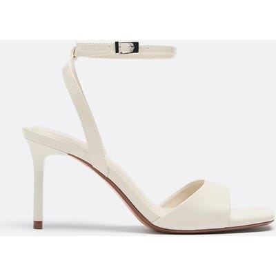 Stradivarius Sandalen met smalle hak  ECRU 35