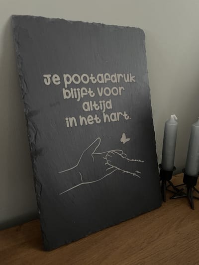 Gedenksteen kat - Gedenkartikelen - Herdenkings artikelen - Herdenking - Grafdecoratie - Gedenkplaat - Gedenksteen - Gedenkplaatje voor overledene - Graf beeld - Urn - Graf versiering - Grafsteen beeldje