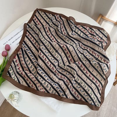 Zijden sjaal-stijl zijden sjaal voor dames - Kleurblokkenprint - Fris en delicaat - Decoratieve shawl over shirts-SJ0214 Benut je gevoel voor mode optimaal!