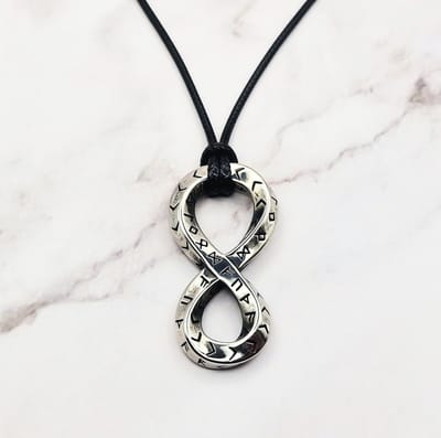 Mei's - Viking Rune Infinity - ketting heren - runen - RVS zwart
