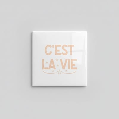 Inspirerende Quote Decoratie Tegel “C’est La Vie” – Elegante Minimalistische Wand- & Woondecoratie – 15 x 15 cm Keramische Tegel