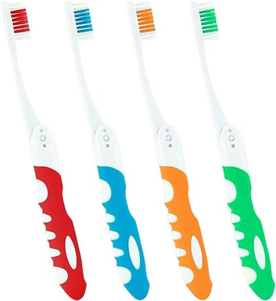 Set van 4 Opvouwbare Reis Tandenborstels voor Familie en Vakantie