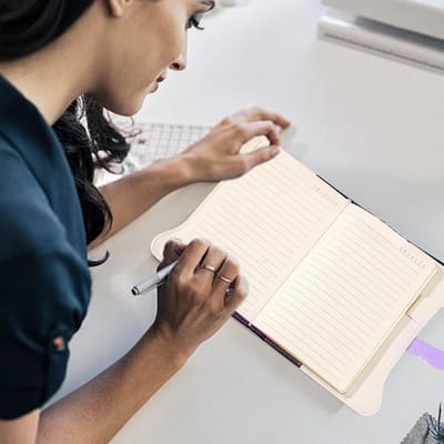 Dagboek met slot - Notitieboekje Persoonlijk dagboek - Geheimen bewaren - Hartvormig slot - B6 formaat - Lavendel