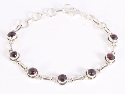 Fijne zilveren armband met granaat