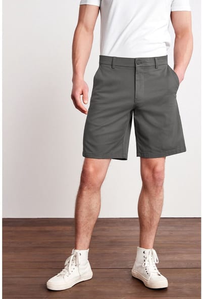 Next - Heren - Chinoshort met stretch en ruimvallende pasvorm - Grijs