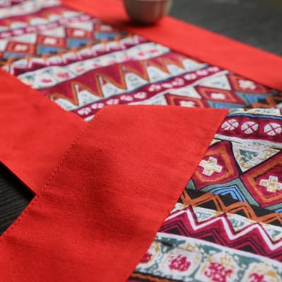 Tafelloper - Tafeldecoratie - Eettafel aankleden - Katoen linnen mix - 30 x 180 cm - Rood