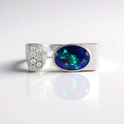 Cavill - Elegante Ring 925 Sterling Zilver Geplatiniseerd - Ethiopische Mezezo Opaal Ovaal 1,242 ct - Zirkonia Pavé 0,202 ct - Moderne Sieraden