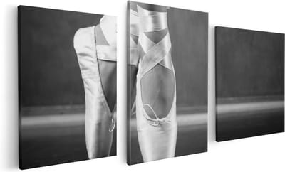 Artaza Canvas Schilderij Drieluik Ballet Schoenen van een Ballerina - Zwart Wit - 120x60 - Foto Op Canvas - Canvas Print