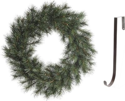 Groene kerstkrans 50 cm Malmo voor de deur/poort met ijzeren hanger - Kerst decoratie kransen van dennentakken