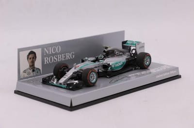 1:43 Diecast Modelcar Mercedes AMG Petronas F1 Team F1 W06 Hybrid #6 Gp Japan 2015 Nico Rosberg 504 stuks Minichamps