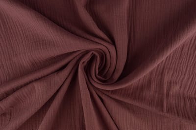 10 meter mousseline stof op rol - Donker oud roze - 135cm breed - Double gauze op rol