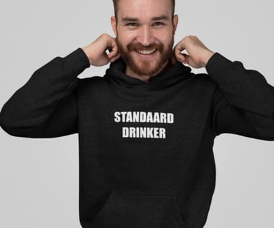 Hoodie zwart- Standaard drinker maat S- Heerlijke hoodie- Ski hoodie- Apres ski outfit. La-Miranda