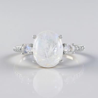 Cavill - 925 Sterling Zilver Ring met 3,61 ct Regenboog Maansteen - Platina Geplateerd - Ovale Maansteen met Zirkoon - Elegante Damesring Maat 19