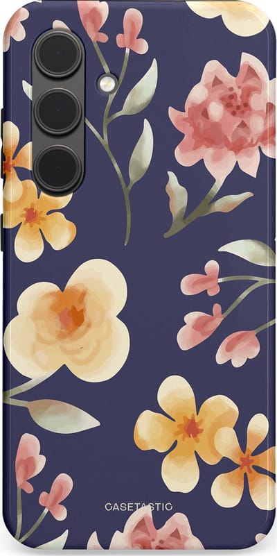 Casetastic Hoesje Geschikt voor Samsung S24 - Stijlvolle Beschermende Duo-layer Case - Bloesemnacht Marine