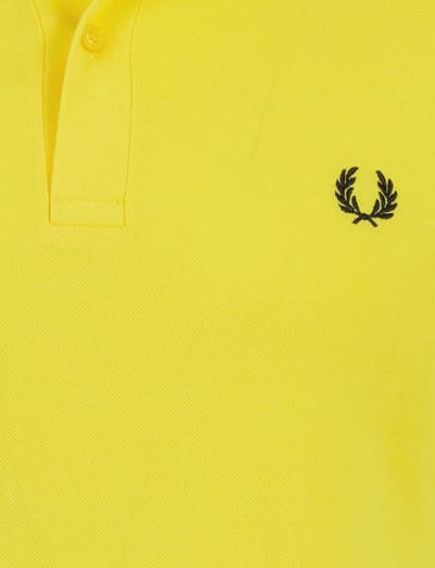 Geel poloshirt Fred Perry normale fit 2-knoops katoen pique