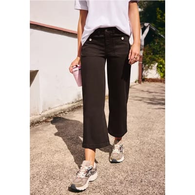 Jeans met Mid Waist en Wide Leg pijpen in een Loose Fit pasvorm