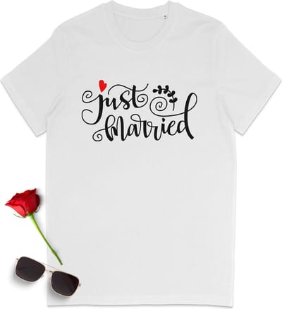 Just Married T Shirt - Just Married Cadeau - Dames tshirt Just Married - Heren tshirt Just Married - t-Shirt met print opdruk mannen vrouwen - Unisex Maten: S M L XL XXL XXXL -t Shirt kleuren: Wit en Zwart.