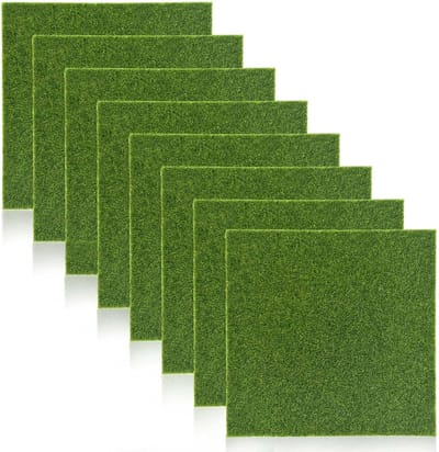 Miniatuur Kunstgras Set - Knutseltafel Gazon - Poppenhuis Decoratie - Set van Acht Stuks - 15 x 15 cm - Groen