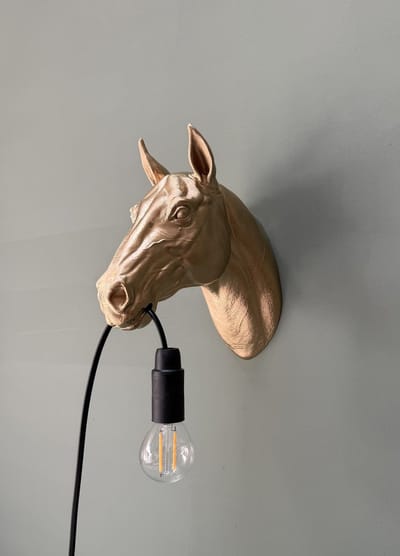 Paarden Wandlamp - Goud - Paardenkop - Dierenlamp - E14 Fitting - LED geschikt - Met Montagesysteem - Voor Woonkamer, Slaapkamer, Kinderkamer en Hal - Sprado Design