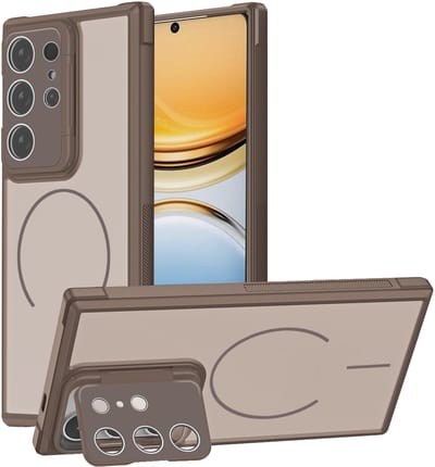 Hoesje Geschikt voor Samsung Galaxy S26 Ultra - Bruin - Casemania Magnetische Matte Armor Back Cover met Camera Shield Kickstand - Telefoonhoesje Geschikt voor MagSafe met Camera Bescherming