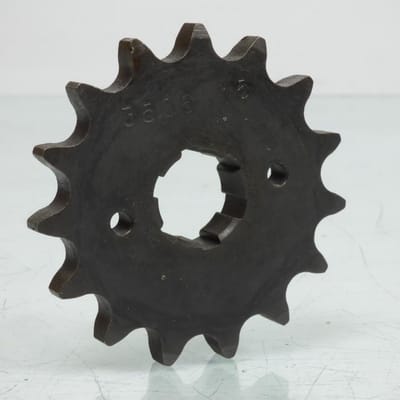 Pignon de sortie de boite Esjot pour Moto Yamaha 550 XJ 1981 à 1985 15 dents pas 530 Neuf
