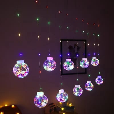 Kerstbal String Lights -LED lichtjes-3M-10 lampens-Kerst LED Raamdecoratie Verlichting-Lichtsnoer Kerstballen Santa LED Verlichting Decoratieve Globe Lantaarn Draad voor Feest Bruiloft Kerst Decor(Gekleurd)