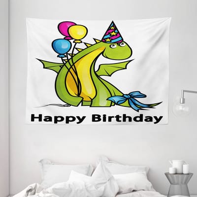 ABAKUHAUS Verjaardagstapijt, thema kleine dinosaurussen en dieren voor een feestje met kleurrijke ballonnen, 230 x 140 cm, varen groen geel