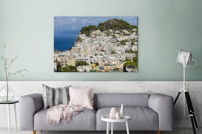 Canvas Schilderij Uitzicht op de huizen van Capri in Italië - 120x80 cm - Wanddecoratie