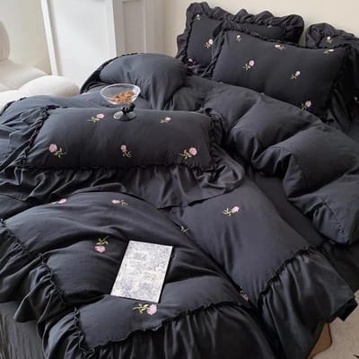 Franse Hepburn-stijl 4-delige beddengoedset, Koreaanse prinses kant gewassen katoen borduurwerk dekbedset, lakens en hoeslaken 3-delige set 150x200cm 1pcs