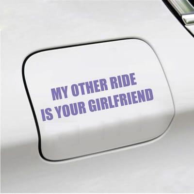 Bumpersticker - My Other Ride Is your Girlfriend - 4 X 14,8 - Paars