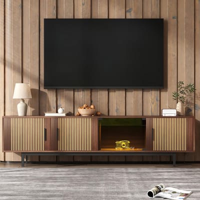 Pugsdrly TV-meubel, laag meubel met gebeeldhouwde textuur, TV-meubel met LED-lichtstrip en deur van gehard glas