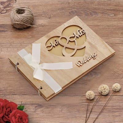 Dailygoods- Gastenboek Bruiloft - Houten Album - Ambachtelijk - Europese Stijl - 20x28cm - Handgemaakt - Decoratie - Trouwboek