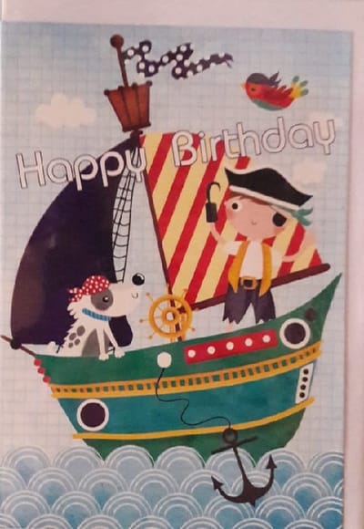 Gefeliciteerd met je verjaardag! Mensen die graag op een schip zitten en van varen houden willen deze wenskaart graag ontvangen. Een leuke kaart om zo te geven of bij een cadeau te voegen. Een dubbele wenskaart inclusief envelop en in folie verpakt