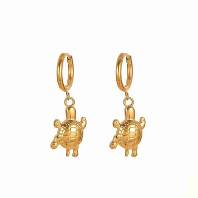 WeLoveSilver - gouden oorringen met schildpad hanger - chirurgisch staal - 35 mm