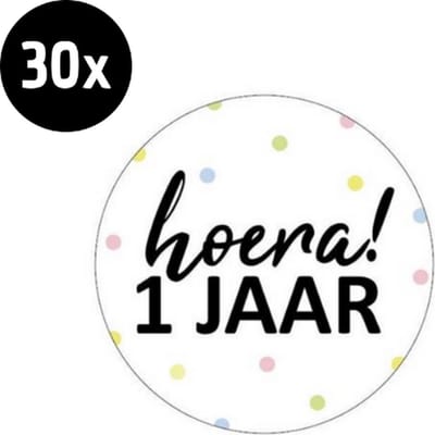 30x Sluitsticker Hoera 1 jaar! | 40 mm | Traktatiesticker Hoera | Cadeausticker | Sluitzegel | Sluitsticker | Traktatie - Verjaardag - Feest | Sticker 1e verjaardag | Kinder traktatie