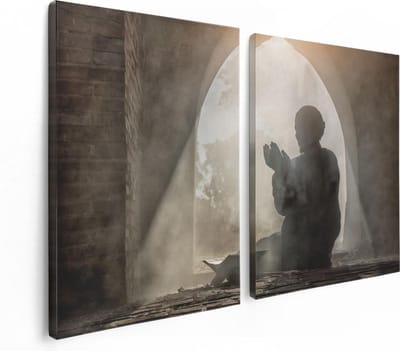 Artaza Canvas Schilderij Tweeluik Biddende Man In Een Oude Moskee  - 120x80 - Foto Op Canvas - Canvas Print