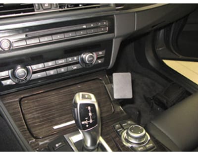Brodit console mount v. BMW 5 series F10/F11 10-