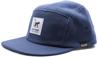5-panel pet van gerecycled materiaal - Sherpa voering / Klassieke Jockey pet / One size (marineblauw)