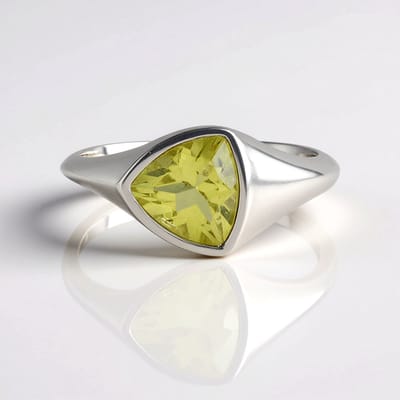 Cavill - Zilveren ring - 925 Sterling Zilver Geplatineerd - Limoenkwarts 1,532 ct - Triljant Geslepen - Ring met Groene Edelsteen - Dames Ring Cadeau
